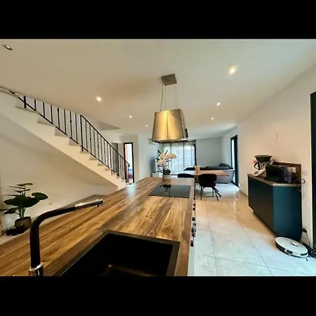 Maison 3chambres Avec Piscine Villa *